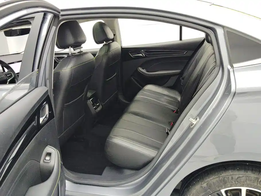 Roewe i5 — миниатюра 11