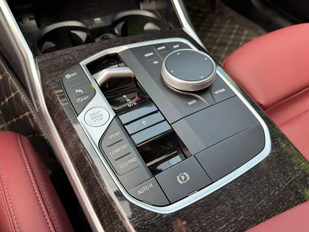 BMW 3 Series — миниатюра 9