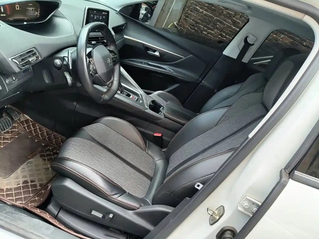 Peugeot 4008 — миниатюра 15