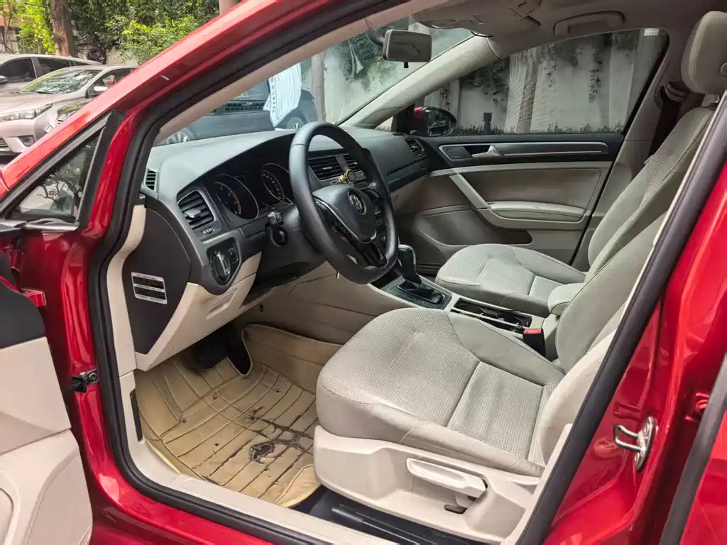 Volkswagen Golf — миниатюра 8