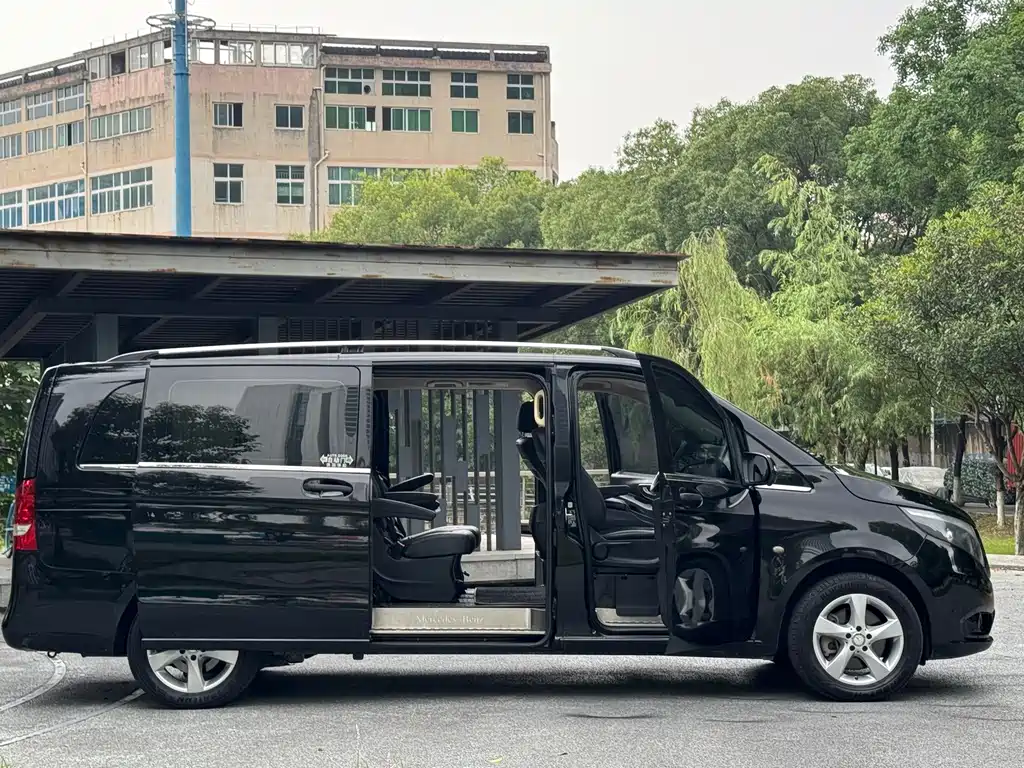 Mercedes-Benz Vito — миниатюра 8