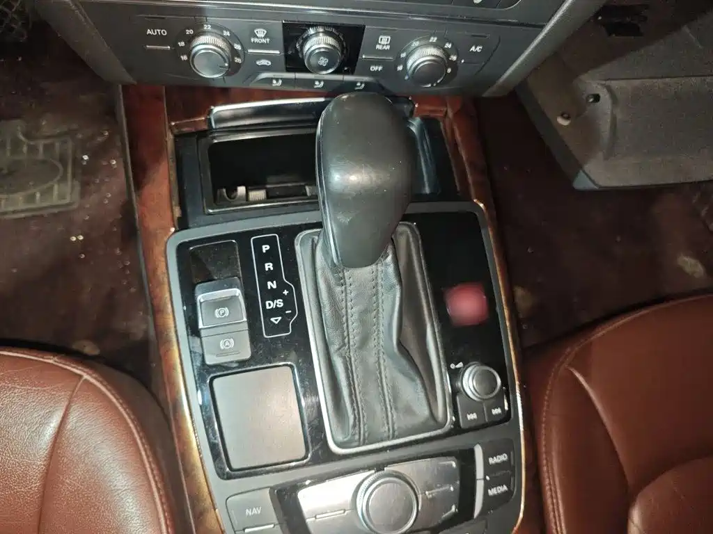 Audi A6L — миниатюра 7