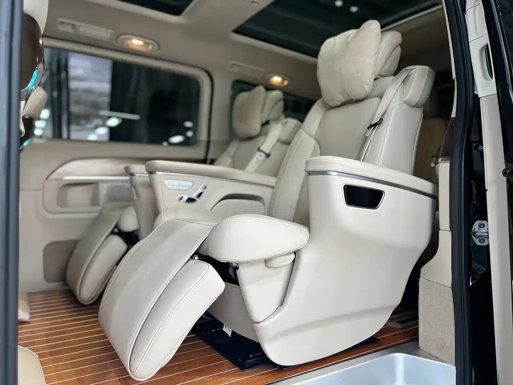 Mercedes-Benz V-Class — миниатюра 6