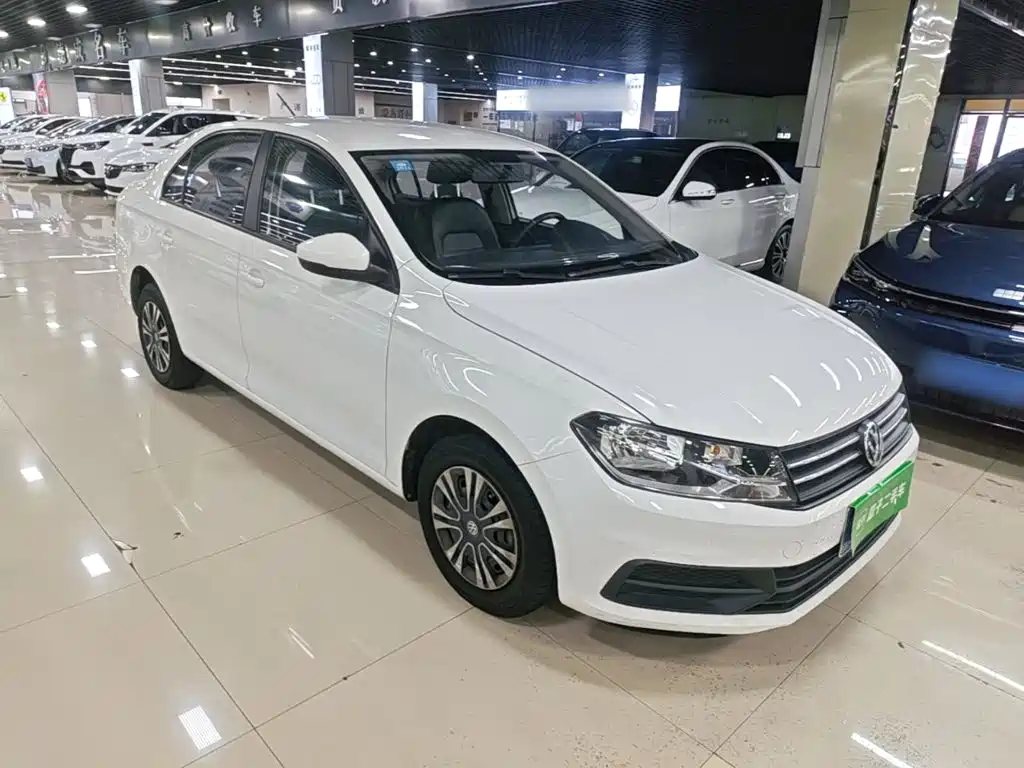 Volkswagen Santana — миниатюра 4