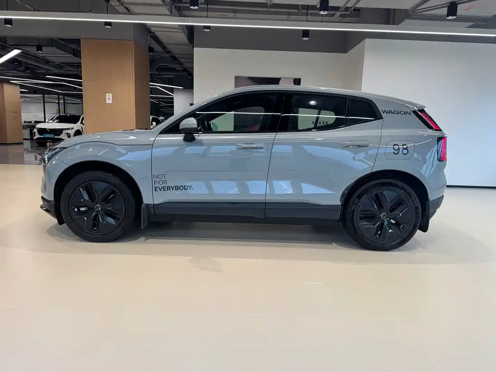 Volvo EX30 — миниатюра 3