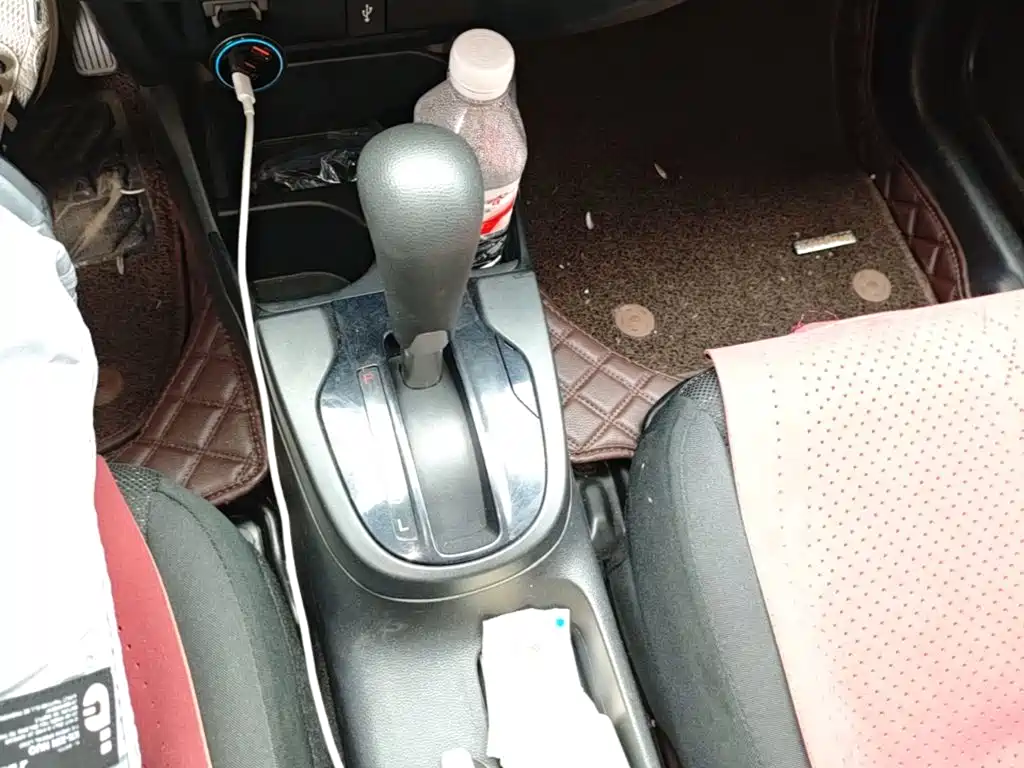 Honda Fit — миниатюра 14