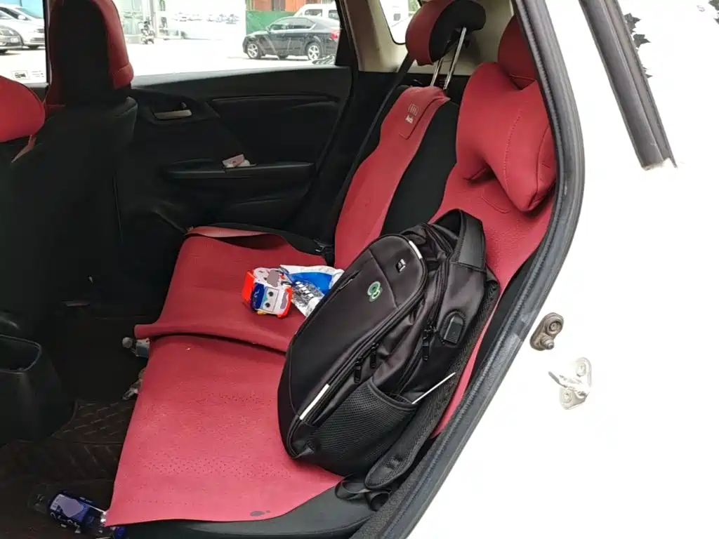 Honda Fit — миниатюра 17