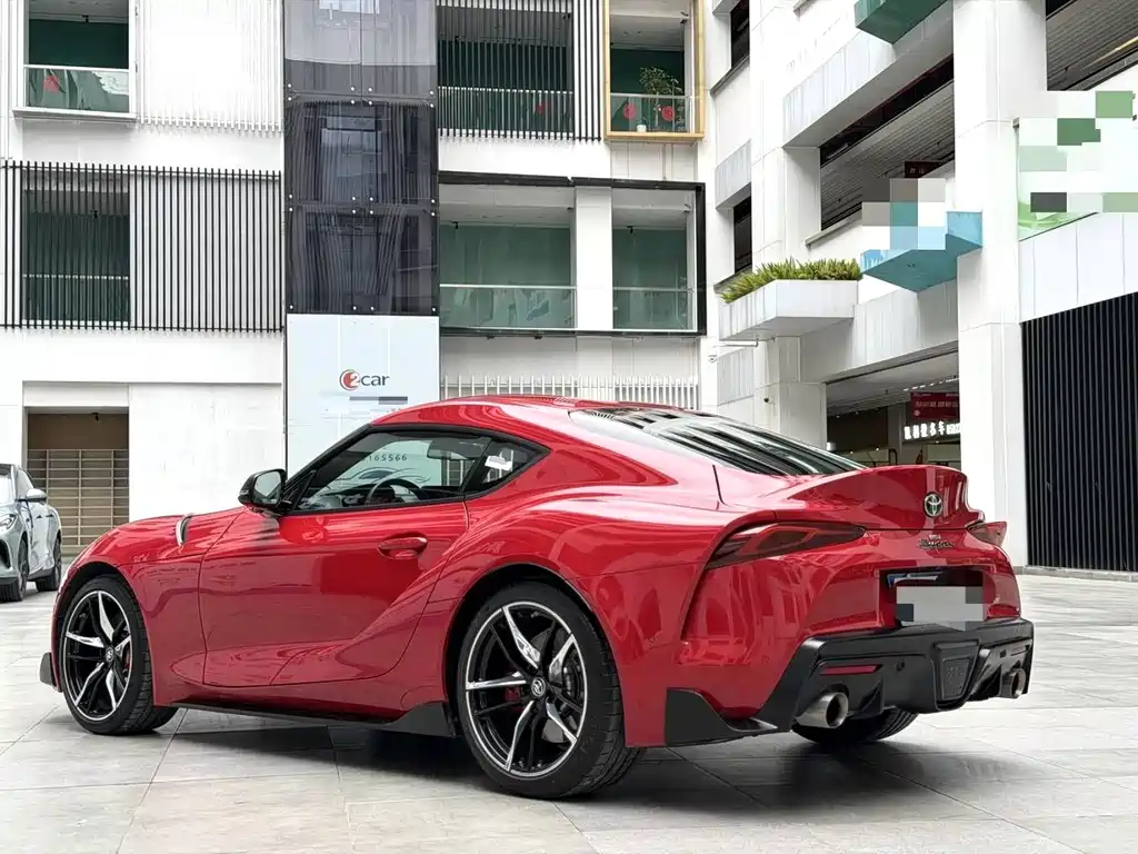 TOYOTA SUPRA