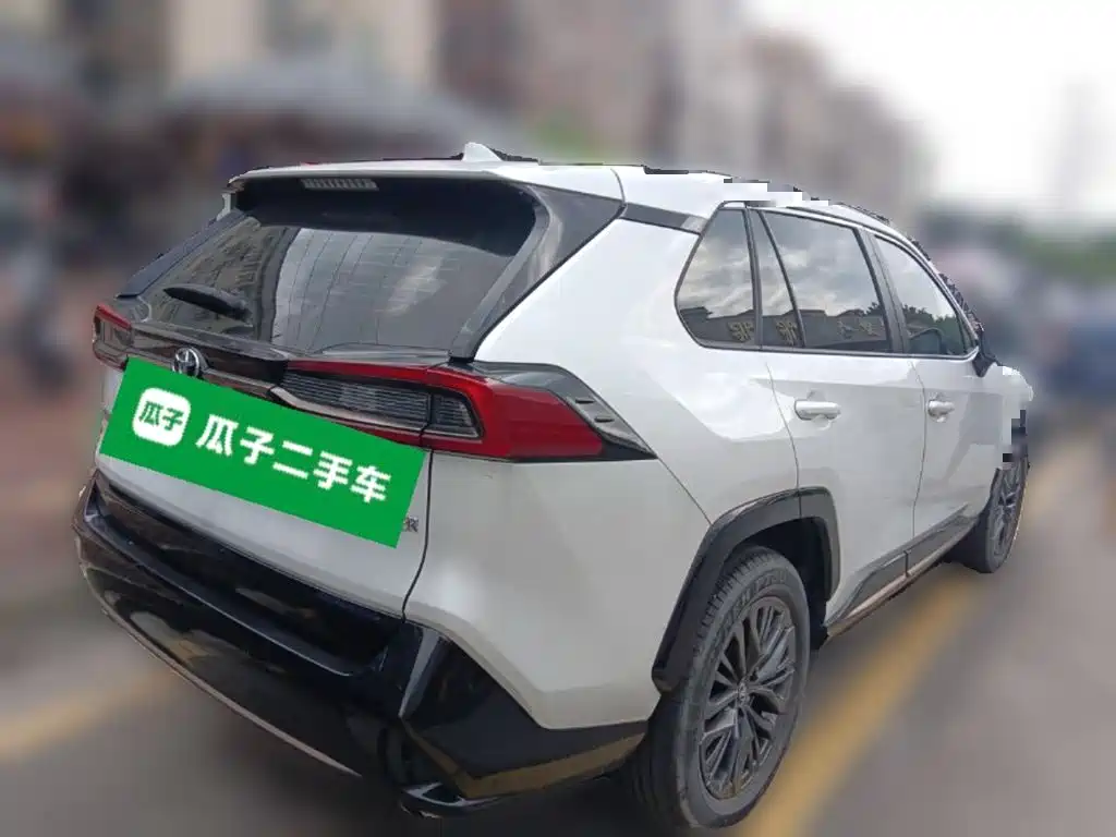 Toyota Wildlander — миниатюра 4