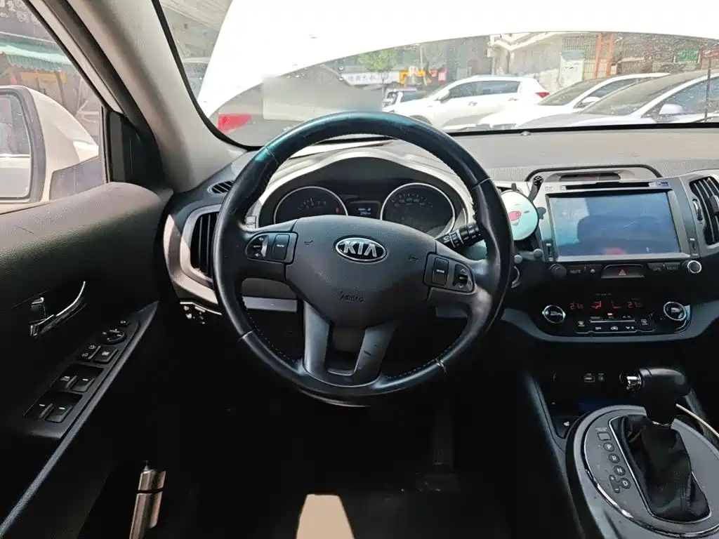 Kia Sportage — миниатюра 3