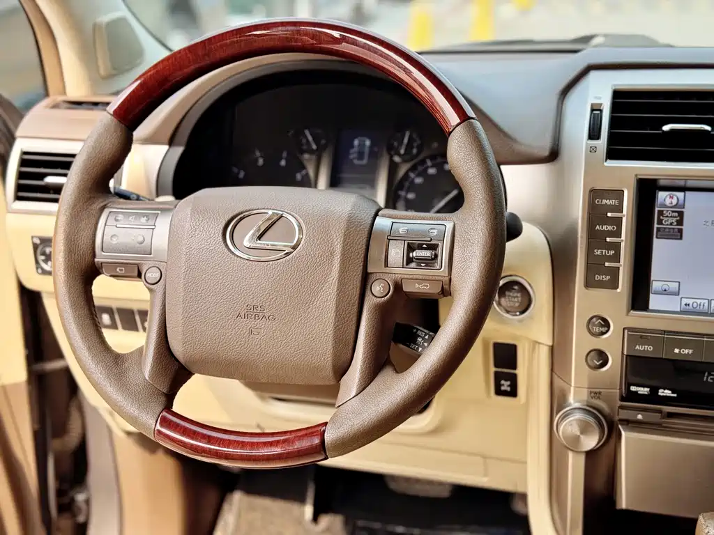 Lexus GX — миниатюра 9