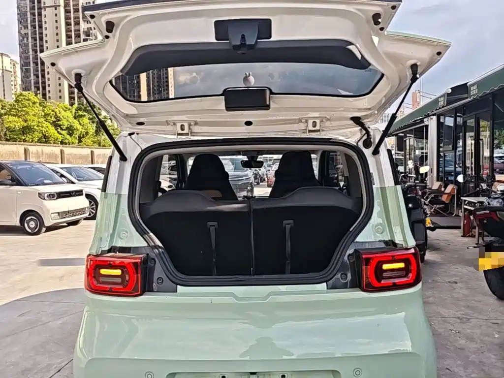 Wuling MINIEV — миниатюра 19