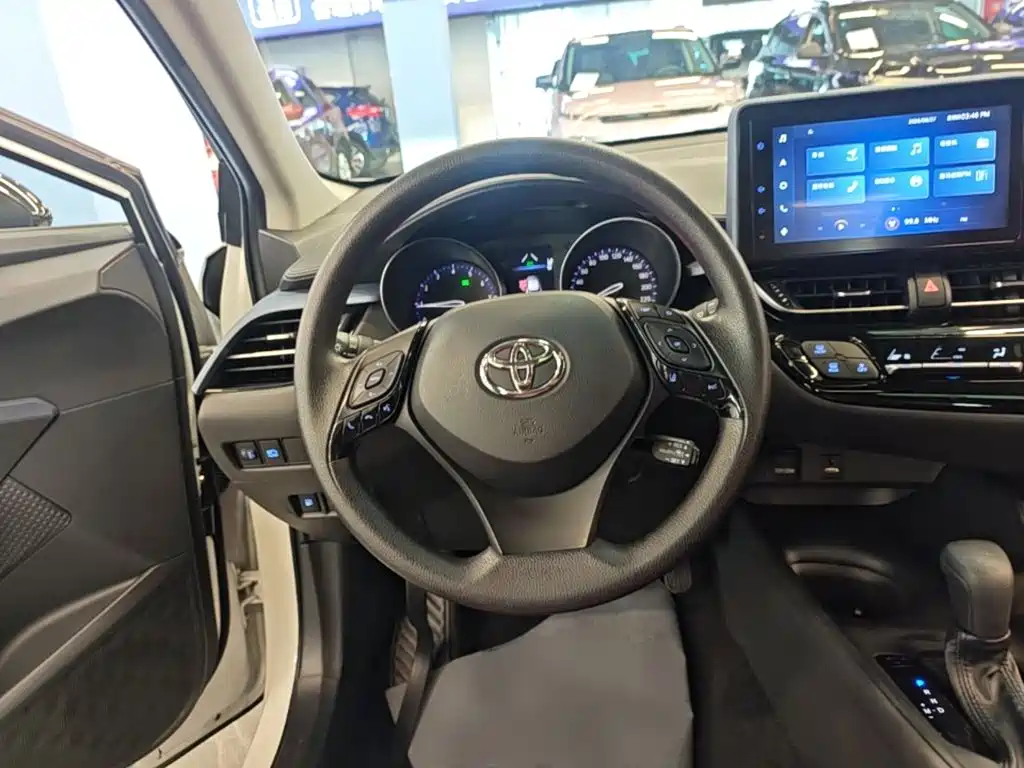 Toyota IZOA — миниатюра 11