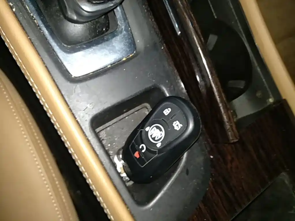 Buick LaCrosse — миниатюра 9