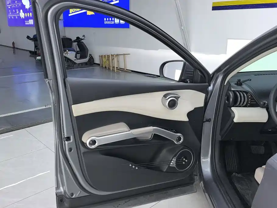 BYD Yuan Plus — миниатюра 7