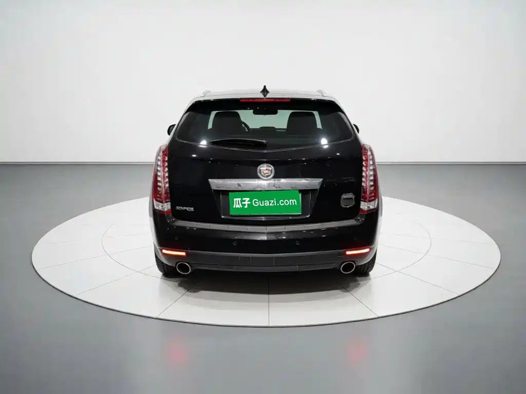Cadillac SRX — миниатюра 3