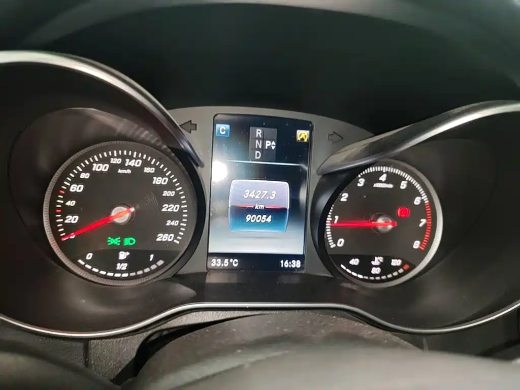 Mercedes-Benz C-Class — миниатюра 12