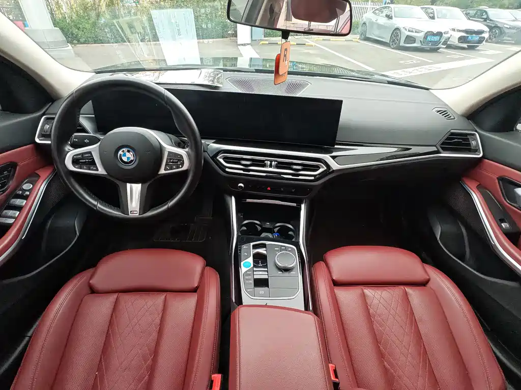 BMW i3 2024 — фото 14
