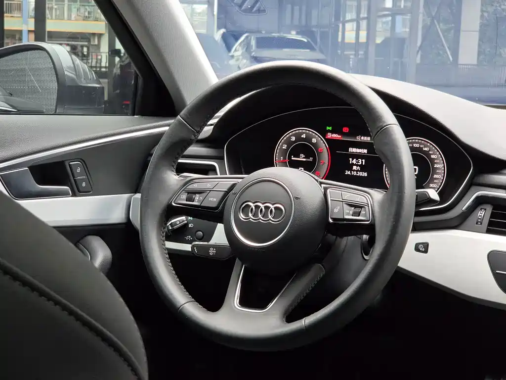 Audi A4L 2022 — фото 10