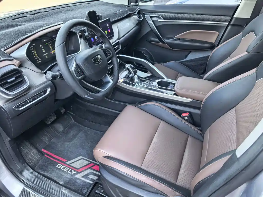 Geely Binyue — миниатюра 8