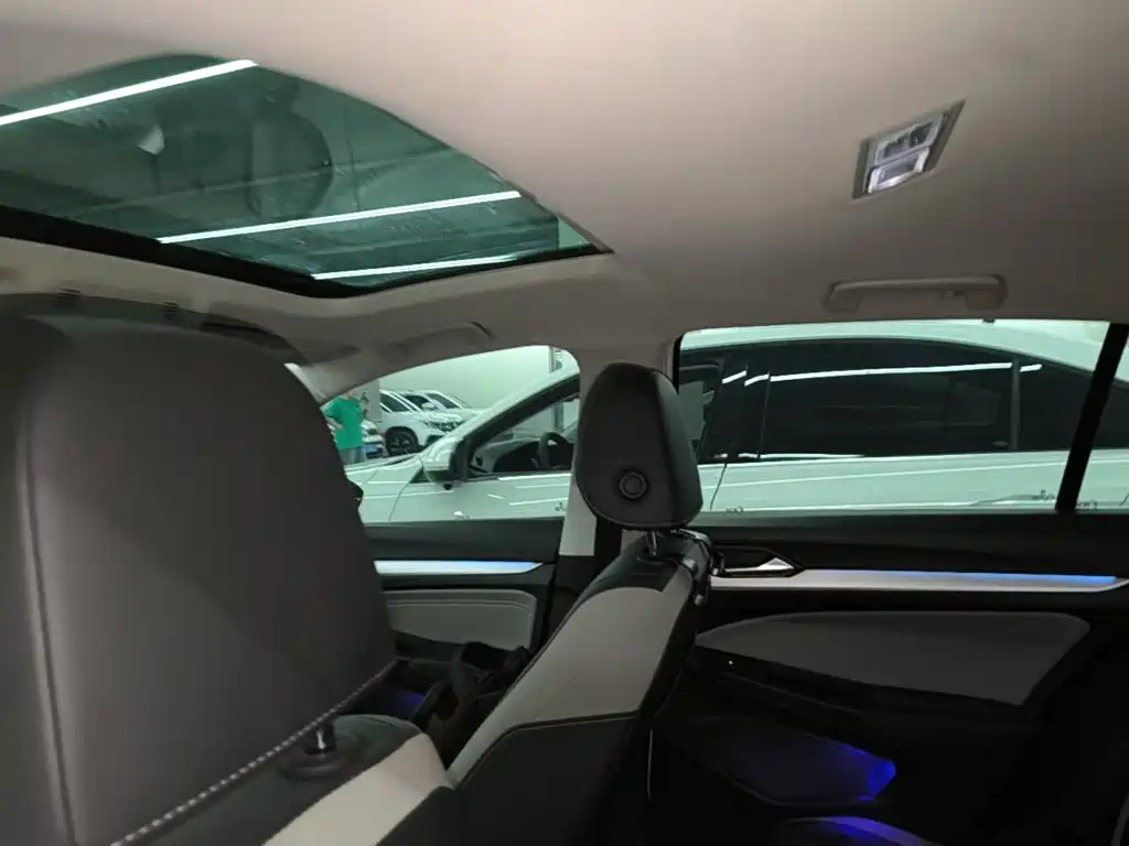 Volkswagen Golf — миниатюра 18
