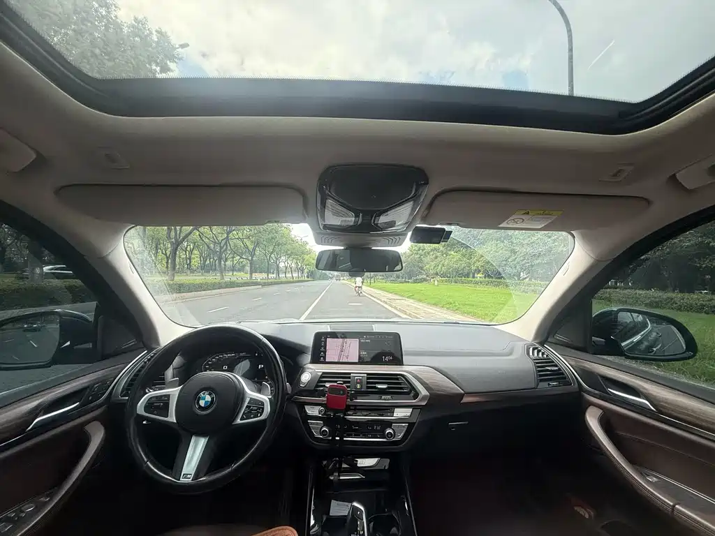 BMW X3 — миниатюра 5