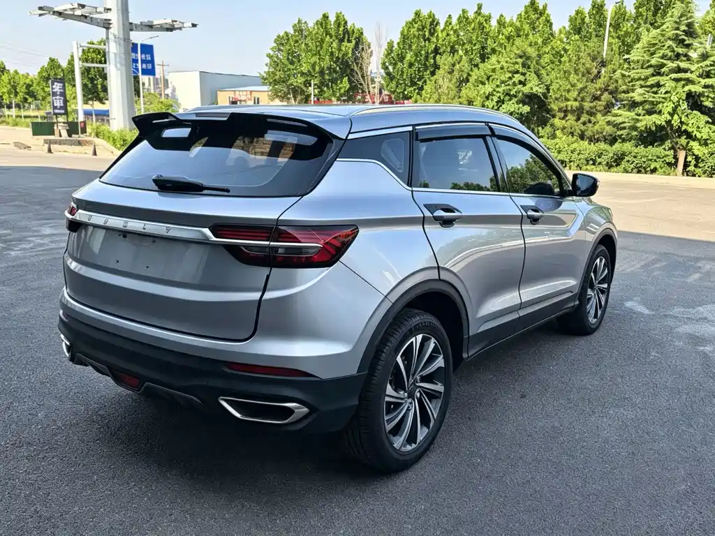 Geely Binyue — миниатюра 7