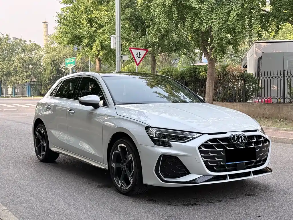 Audi A3 — миниатюра 3
