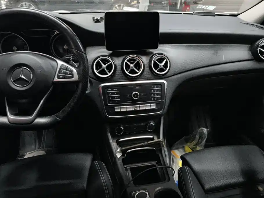Mercedes-Benz GLA — миниатюра 13