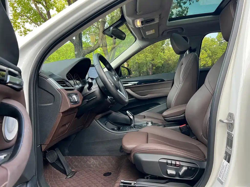 BMW X1 — миниатюра 9