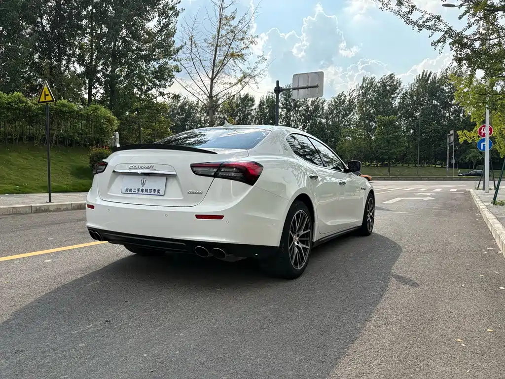 Maserati Ghibli — миниатюра 19
