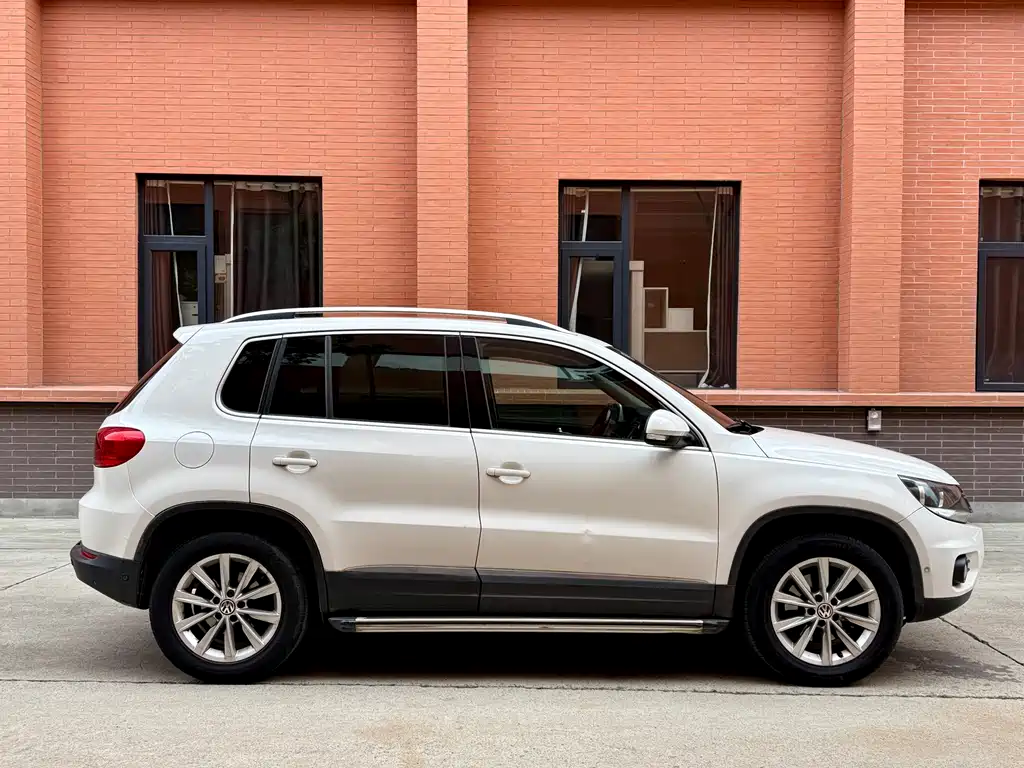 Volkswagen Tiguan 2012 2.0TSI Comfort
