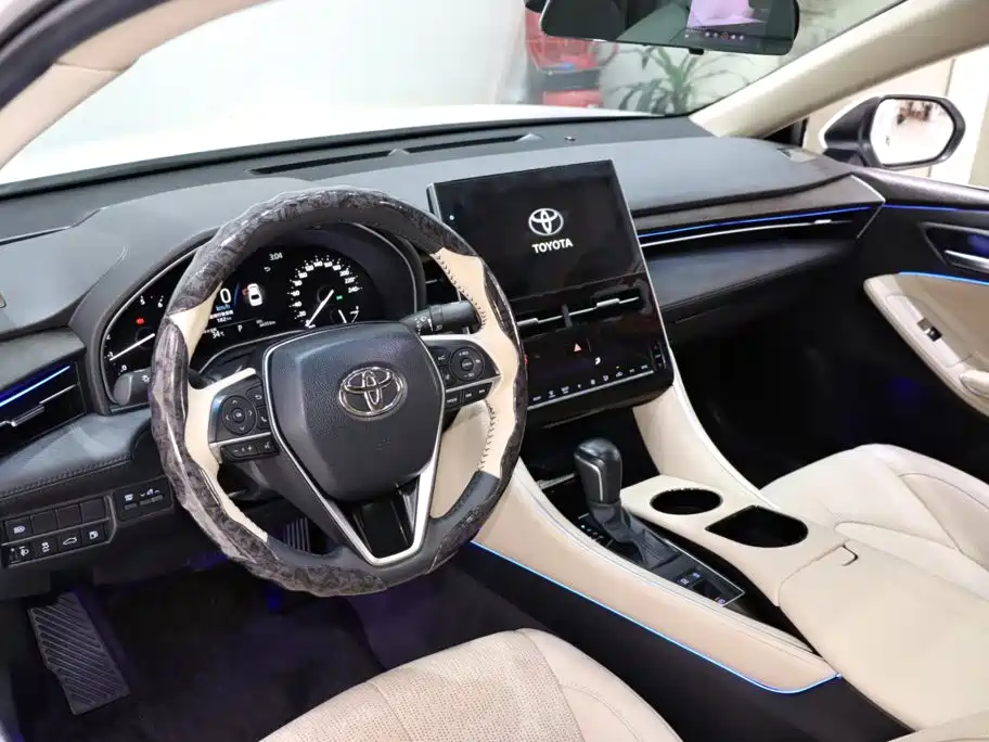 Toyota Avalon — миниатюра 9