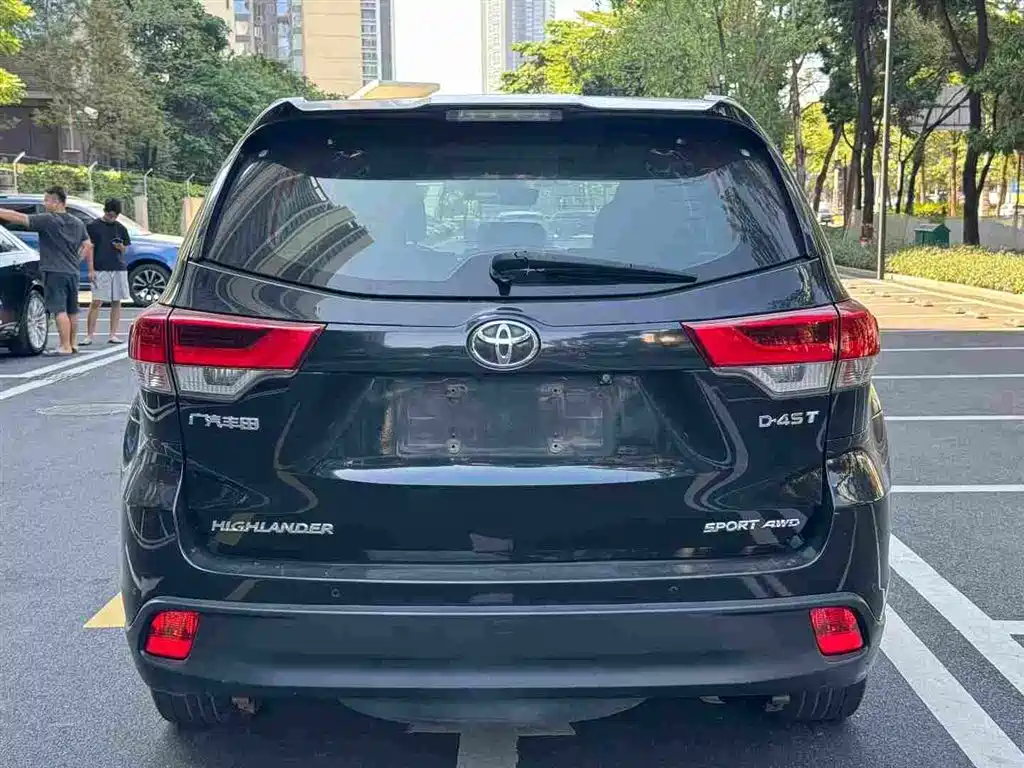 Toyota Highlander — миниатюра 5