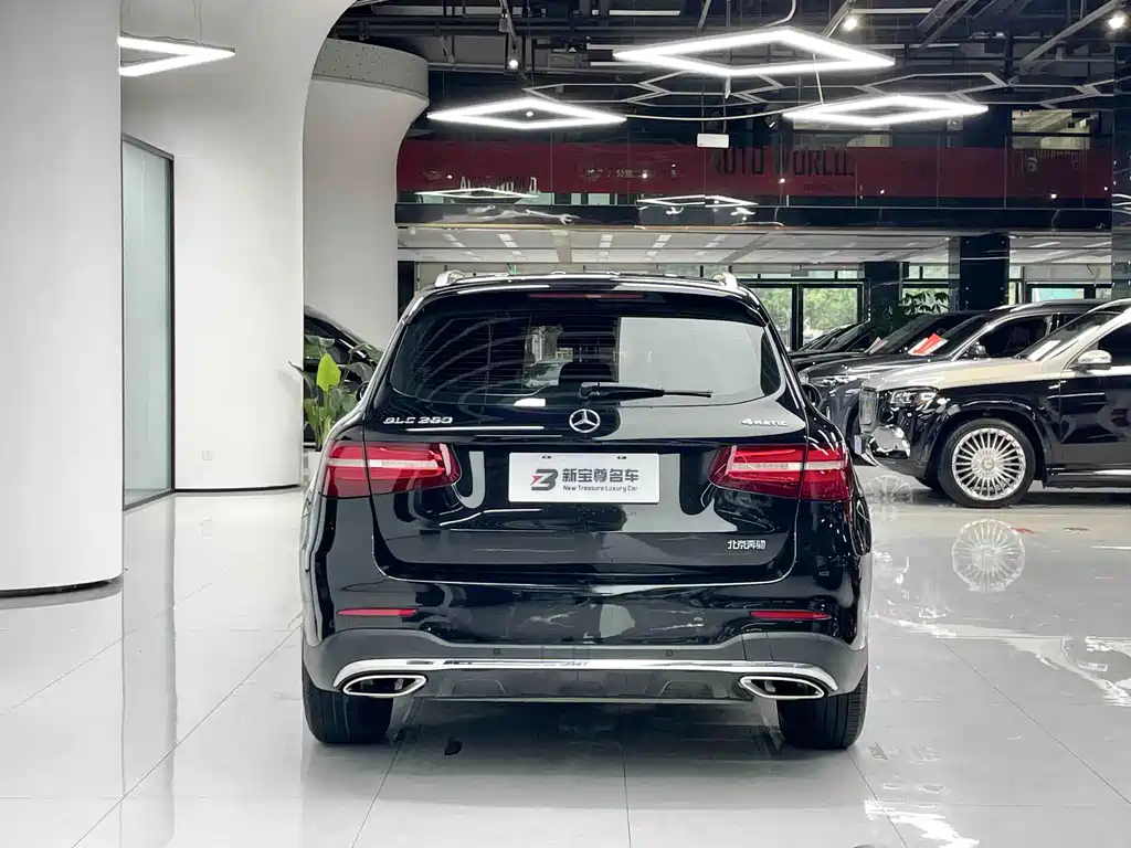 Mercedes-Benz GLC — миниатюра 12