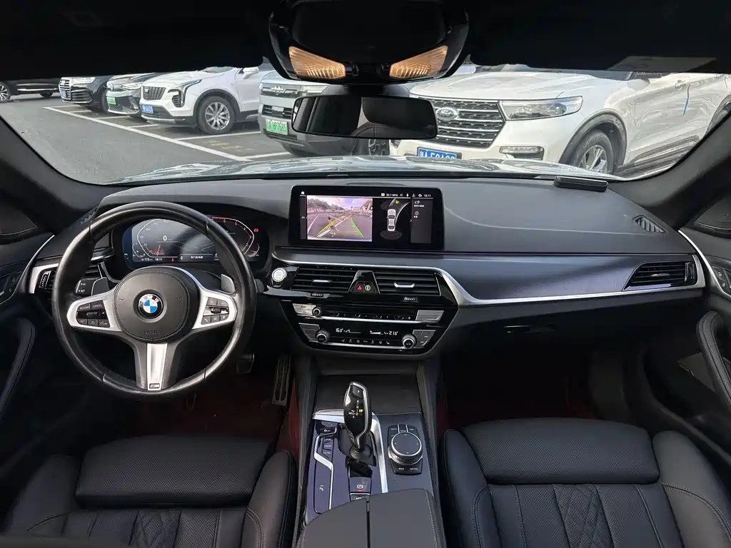 BMW 5 Series (Import) — миниатюра 17