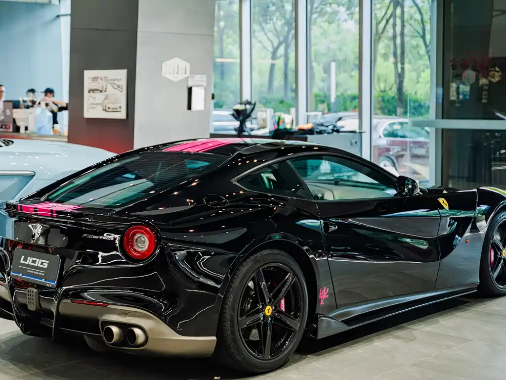 Ferrari F12berlinetta — миниатюра 9
