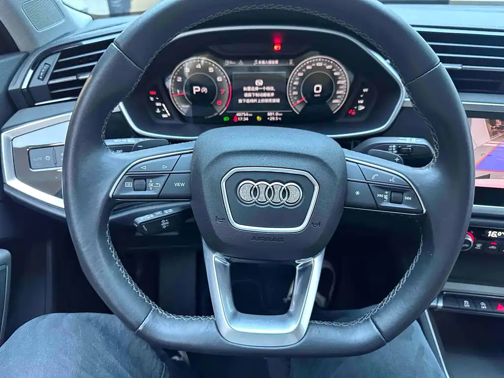 Audi Q3 — миниатюра 12