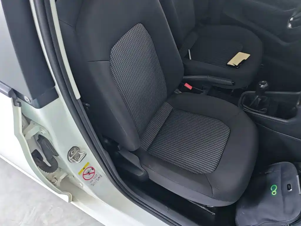 Volkswagen Santana — миниатюра 25