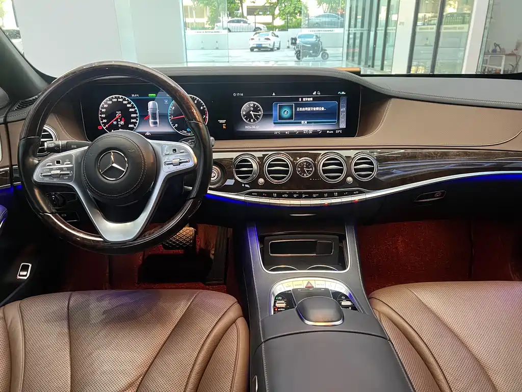 Mercedes-Benz S-Class — миниатюра 5