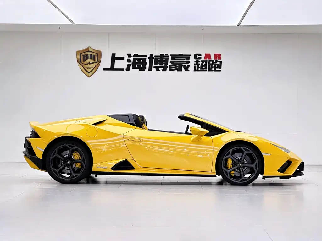 LAMBORGHINI HURACÁN