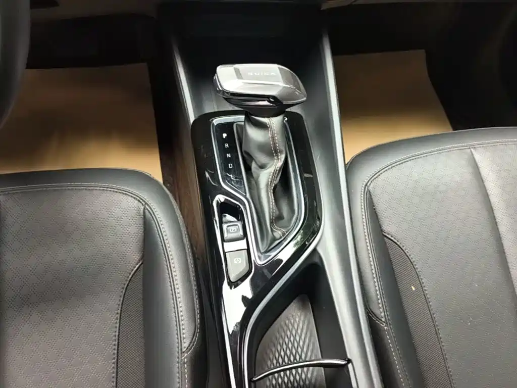 Buick Verano — миниатюра 14