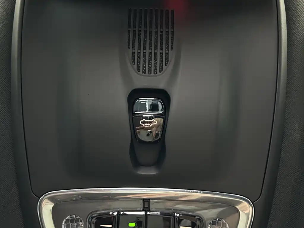 Volvo S60 — миниатюра 32