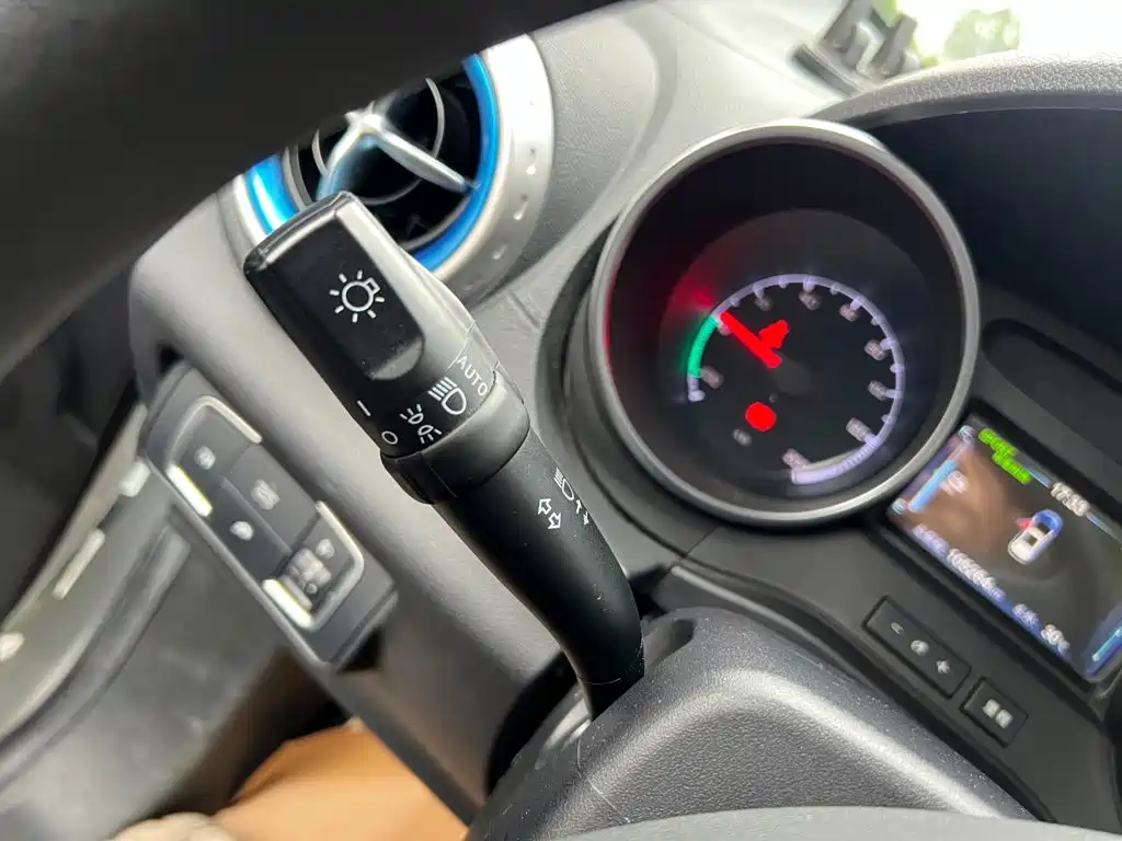 BYD Yuan EV — миниатюра 31