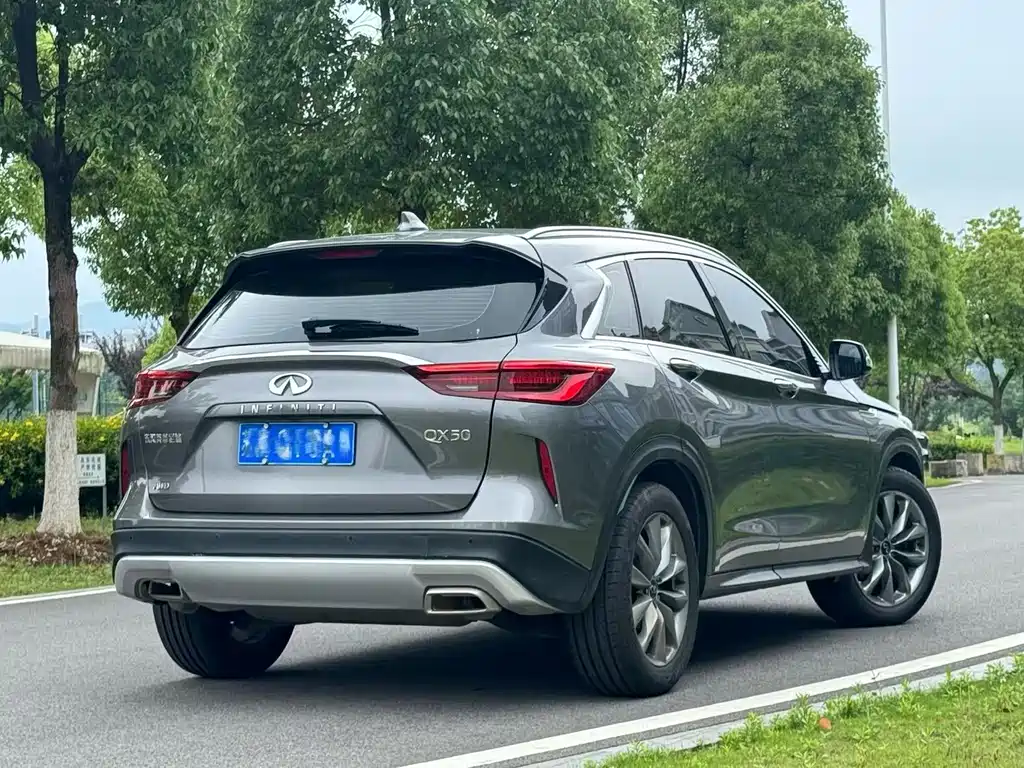 Infiniti QX50 2020 2.0T
