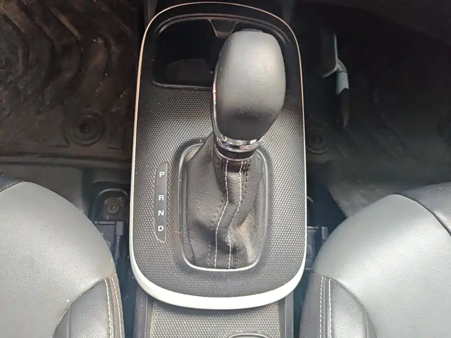 Roewe Clever — миниатюра 16