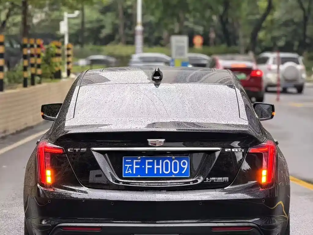Cadillac CT5 — миниатюра 4