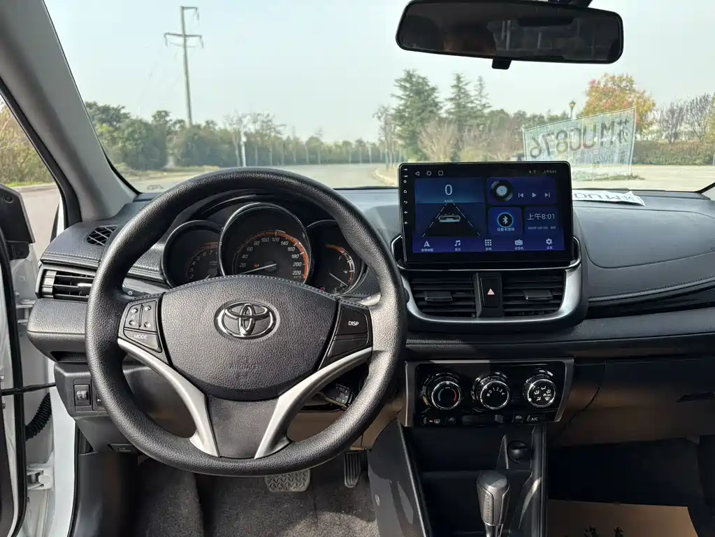 TOYOTA YARIS L ZHIXUAN