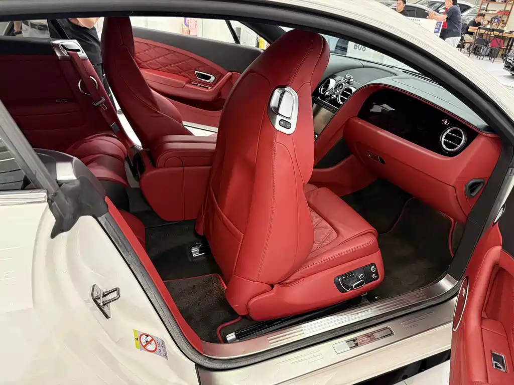 Bentley Continental — миниатюра 10