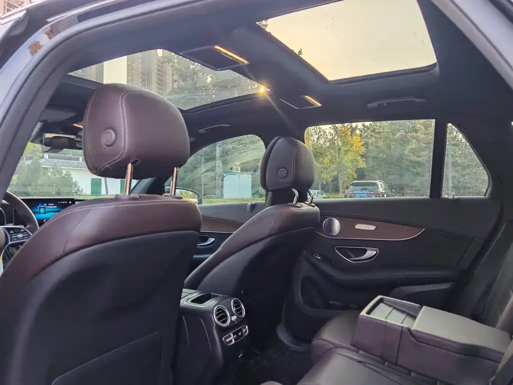 Mercedes-Benz GLC — миниатюра 9